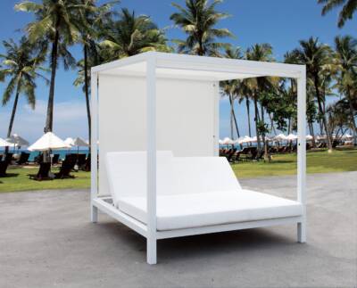 Samui Pavilion Bed with Adjustable Sling Shade
