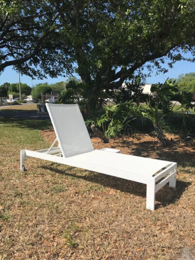 Alpha III Armless Chaise Lounge with Sling and Rear Wheels