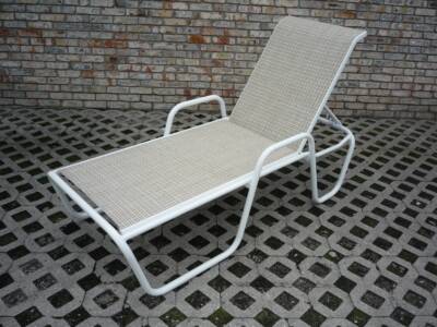 Beach Chaise Lounge with Sling and Arms
